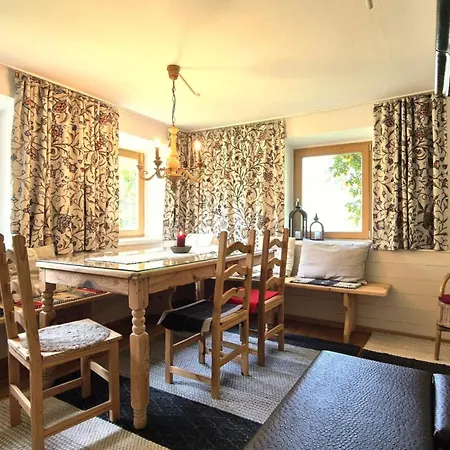 Nyaraló Almliesl Mais-590